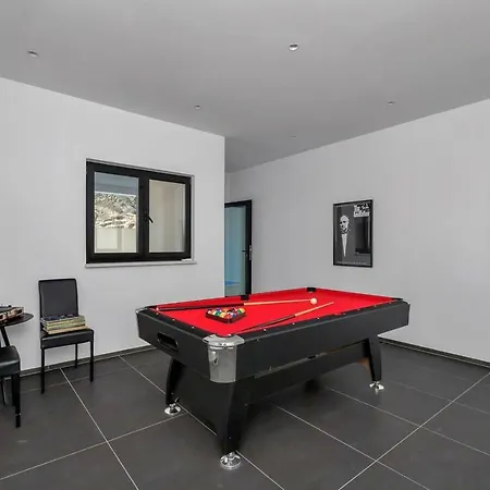 Holiday home E