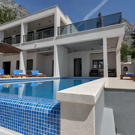 E Holiday home Bast
