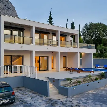 Holiday home E Bast