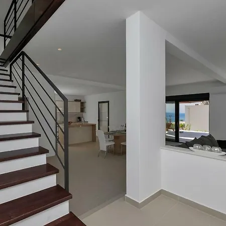 Holiday home E Bast